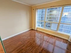 7 Carlton Street 904, Toronto C08, On M5b 2m3