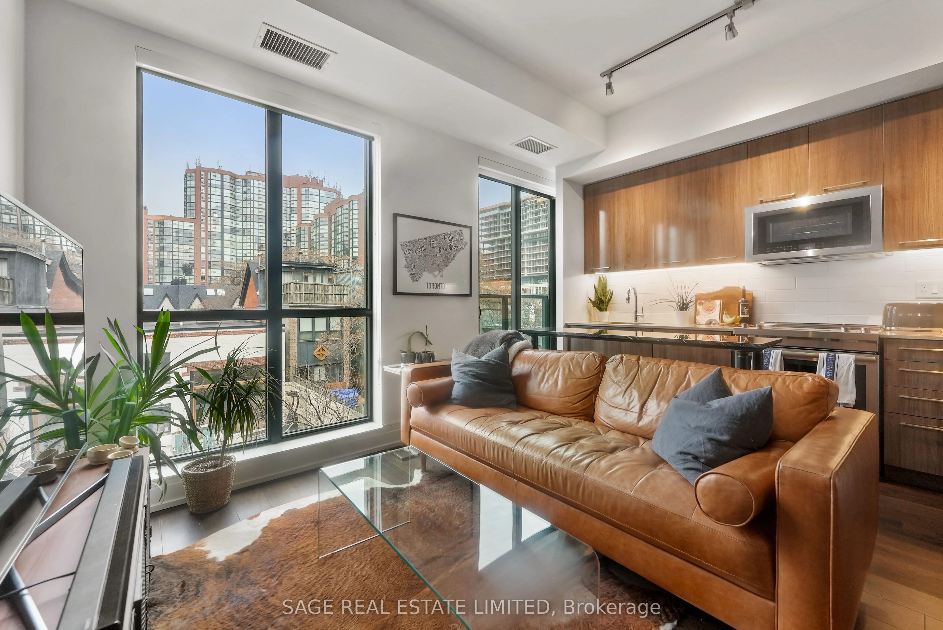 90 Niagara Street 305, Toronto C01, On M5v 0p9