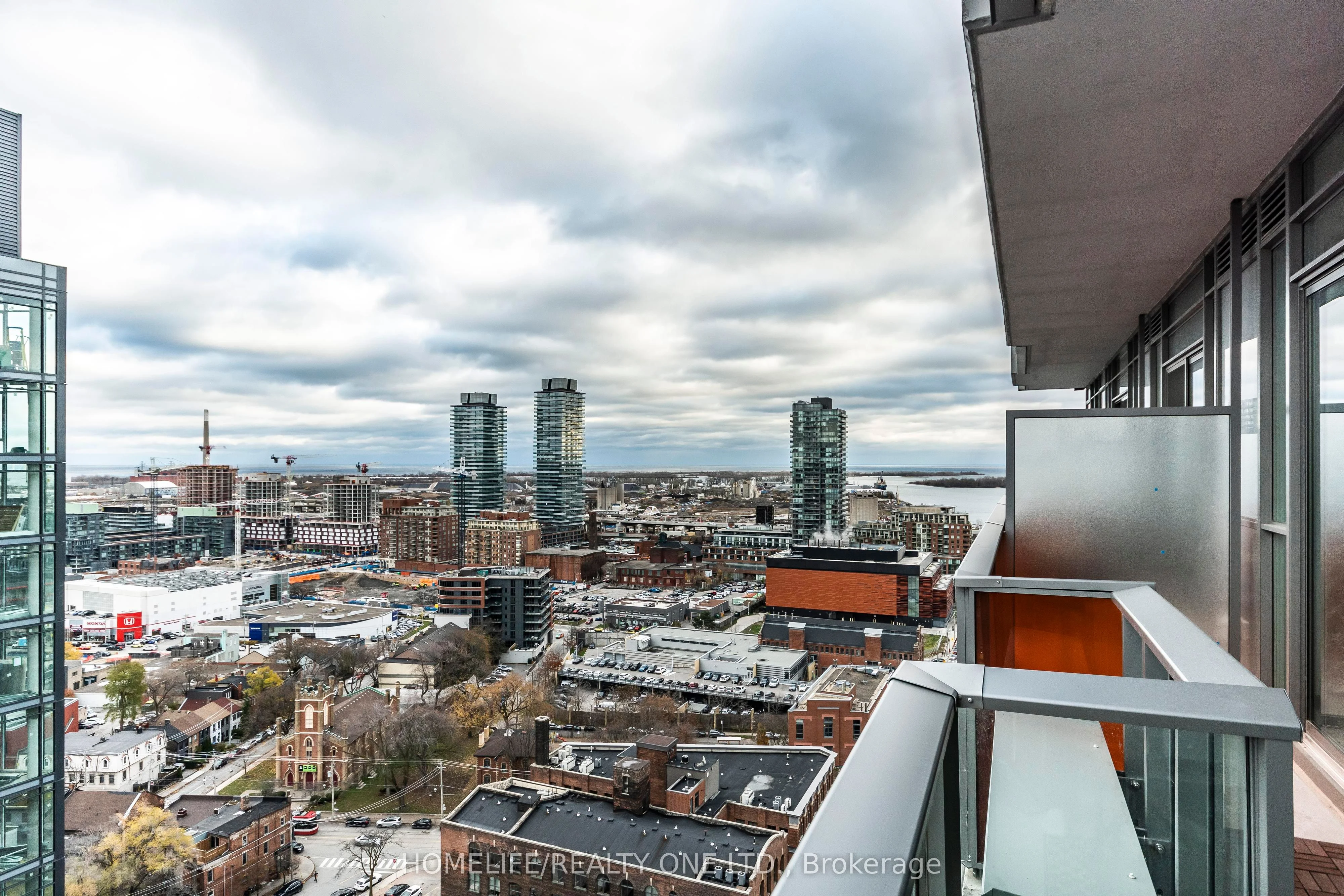 120 Parliament Street 2106, Toronto C08, ON M5A 0N6