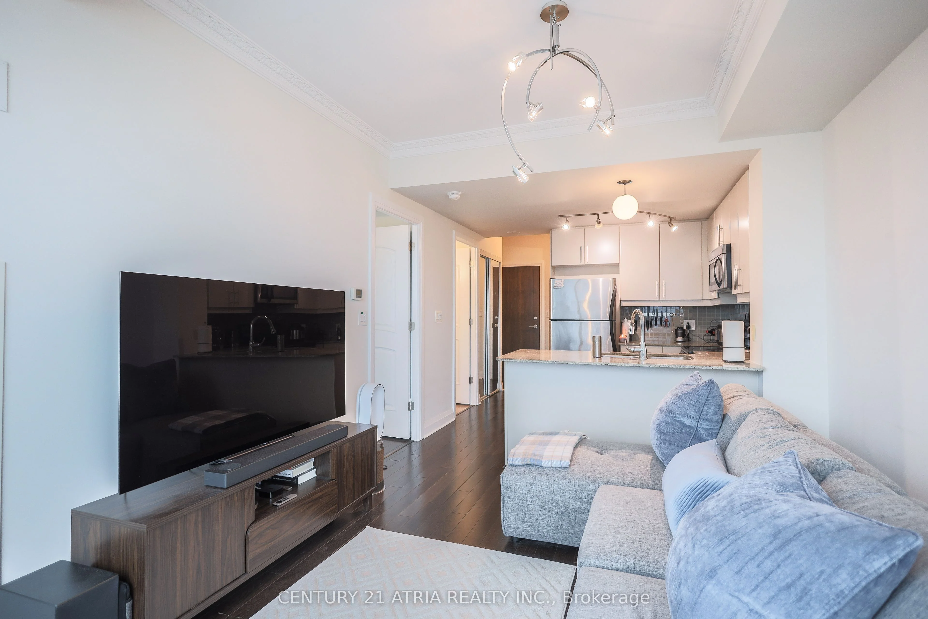 16 Harbour Street 4003, Toronto C01, On M5j 2z7