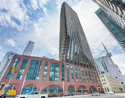 99 John Street 3303, Toronto C01, On M5v 0s6