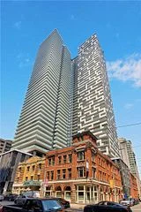 25 Richmond Street E 317, Toronto C08, On M5c 0a6