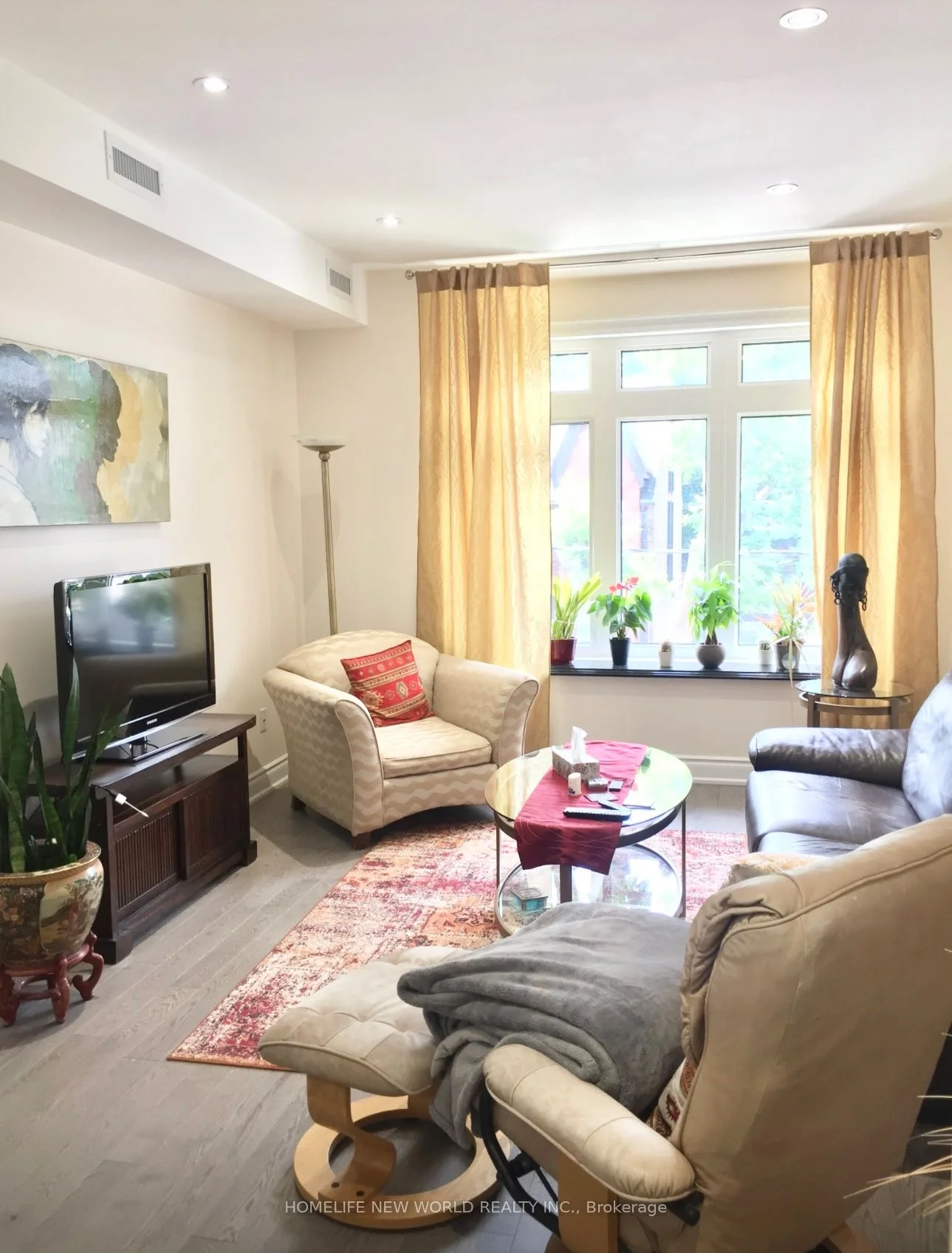 381 ONTARIO Street 01, Toronto C08, ON M5A 2V8