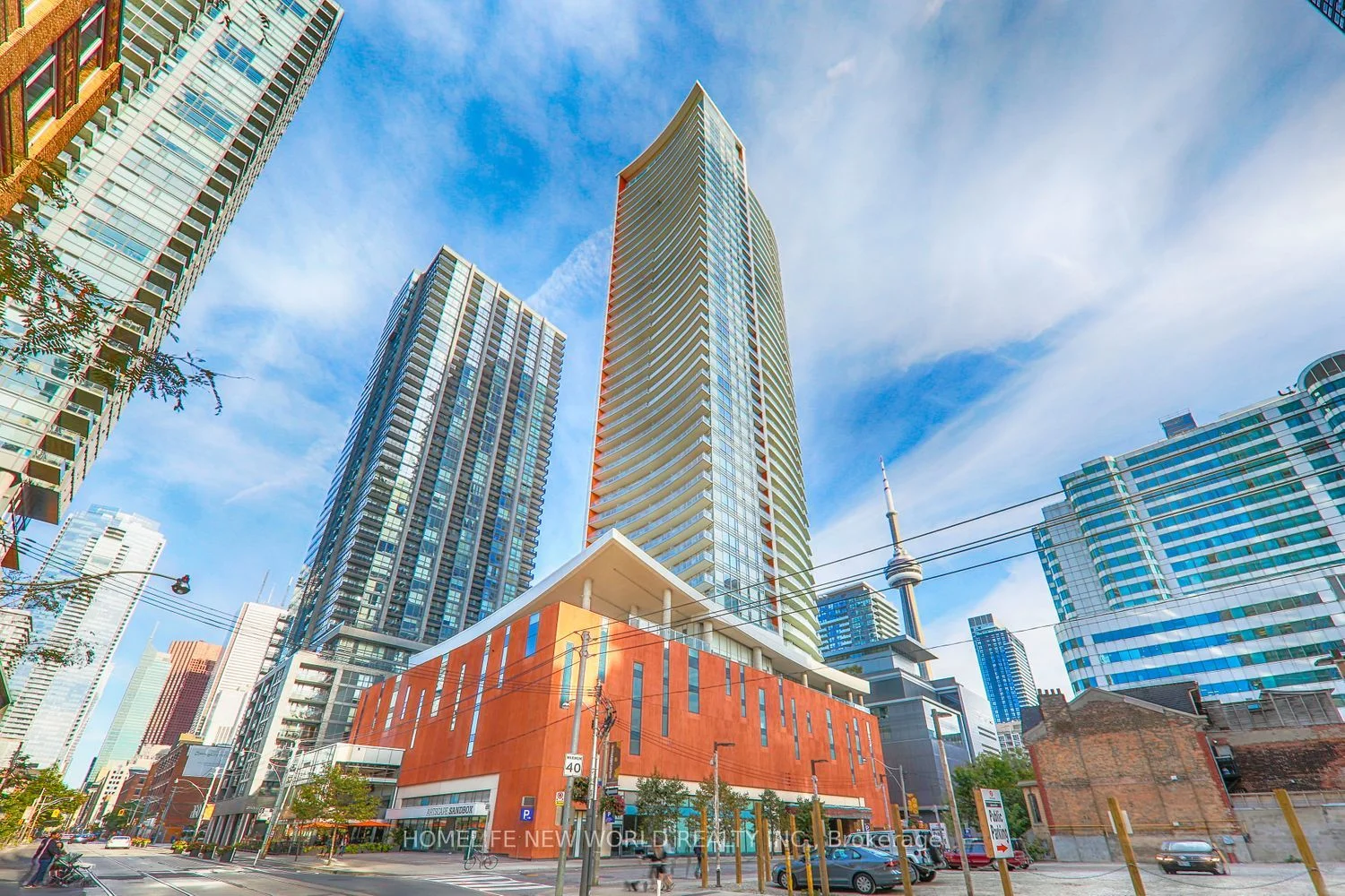 21 Widmer St Street 2305, Toronto C01, ON M5V 0B8