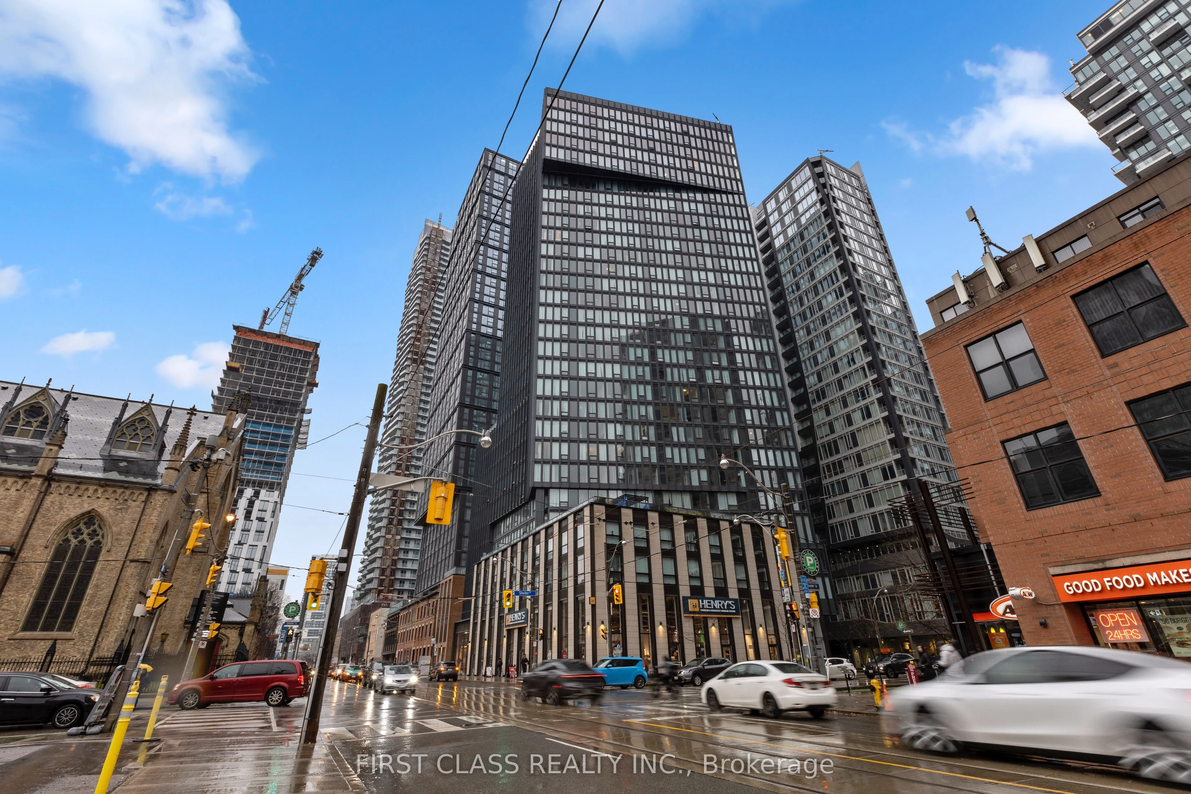60 Shuter Street 705, Toronto C08, On M5b 0b7