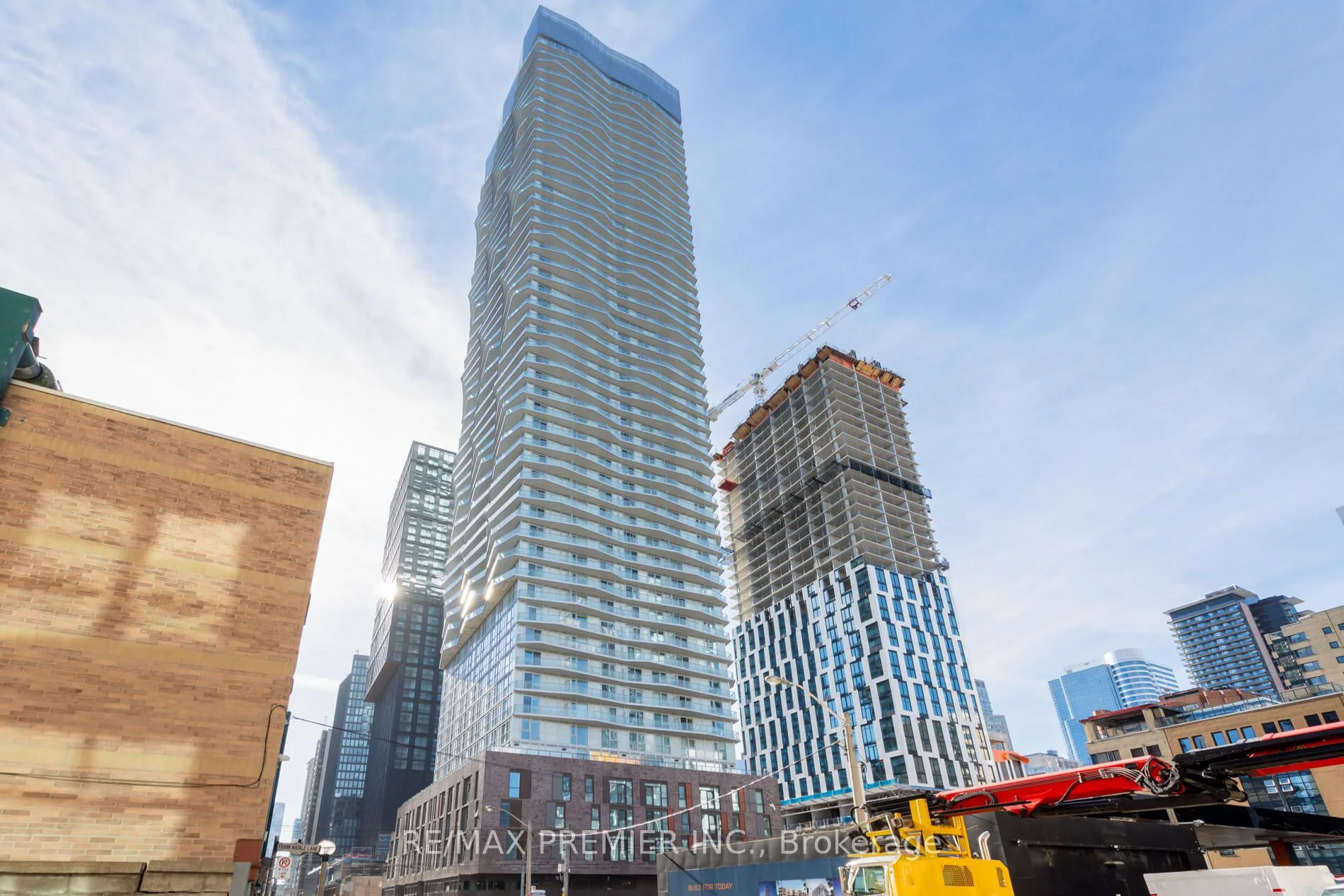 100 Dalhousie Street 2511, Toronto C08, On M5b 0c7