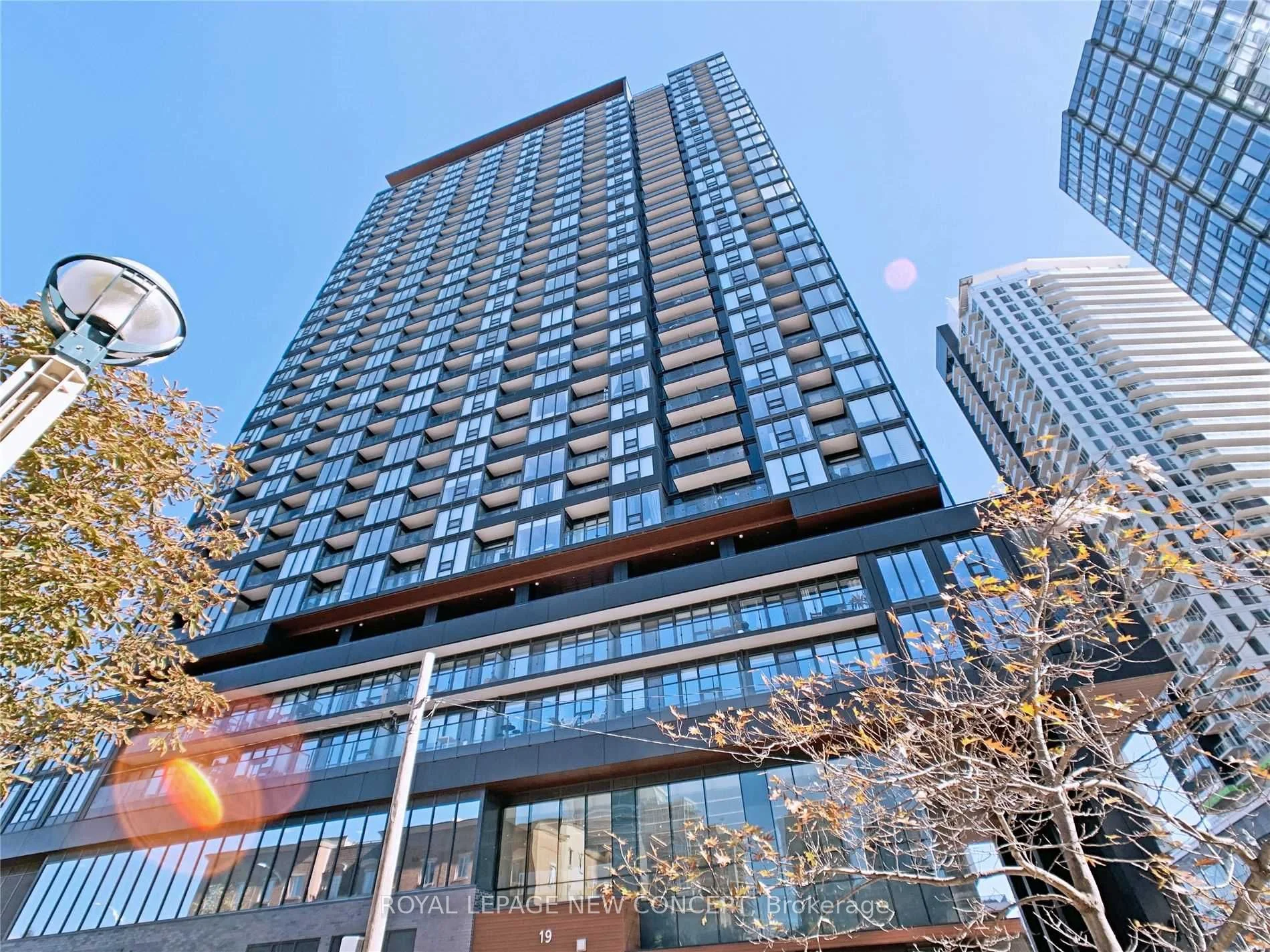 19 Western Battery Road 808, Toronto C01, ON M6K 3S4
