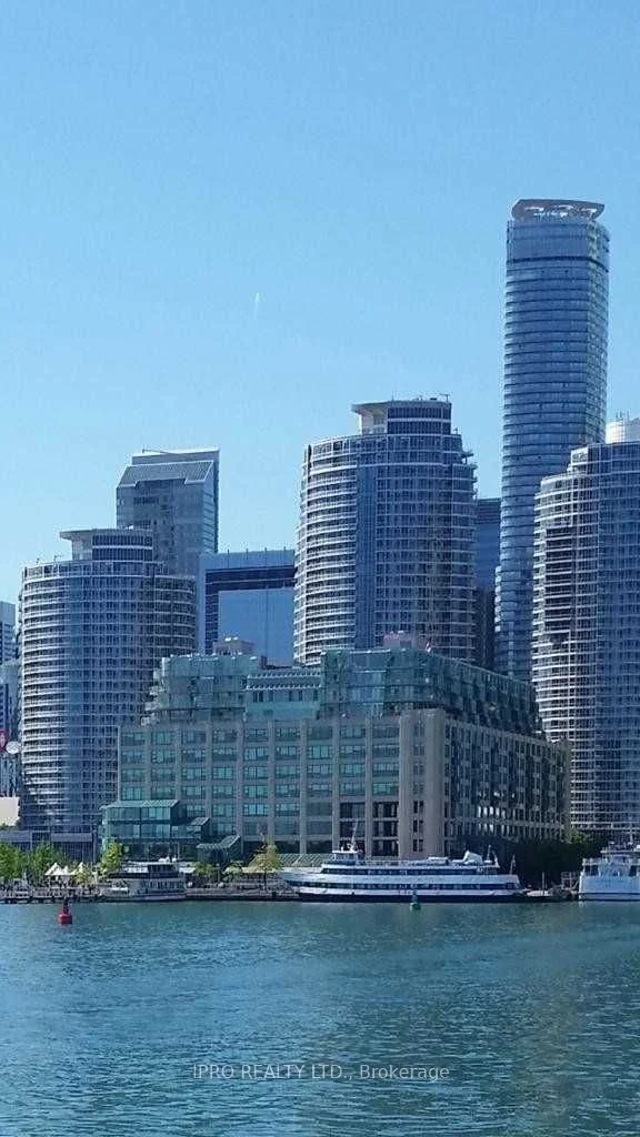 208 Queens Quay Street W 312, Toronto C01, On M5j 1b5