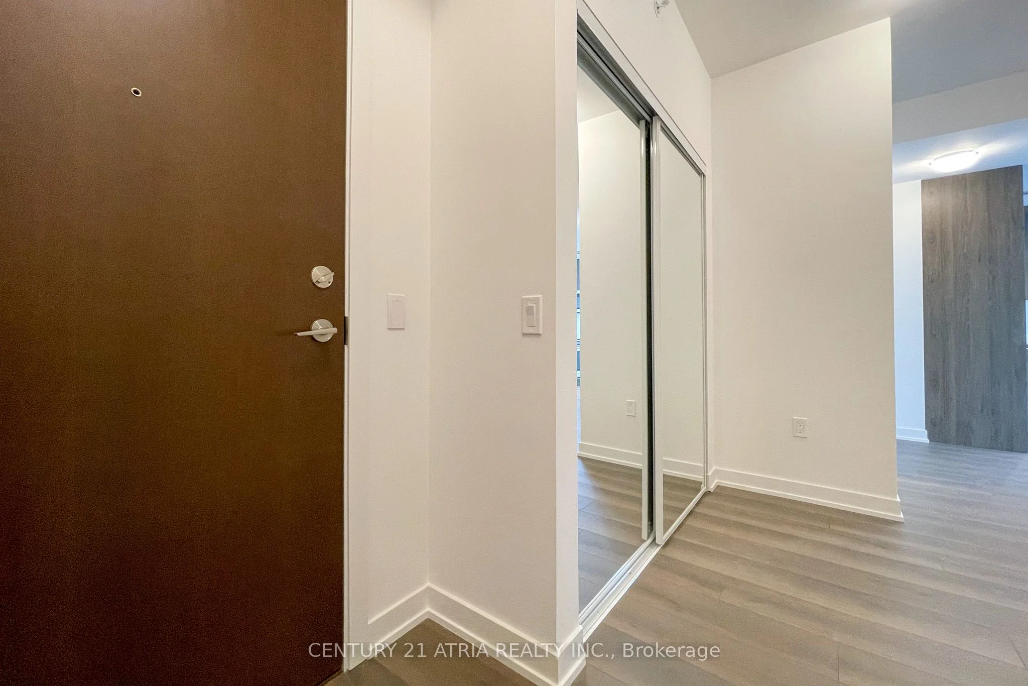 38 Iannuzzi Street 1506, Toronto C01, ON M5V 0S2