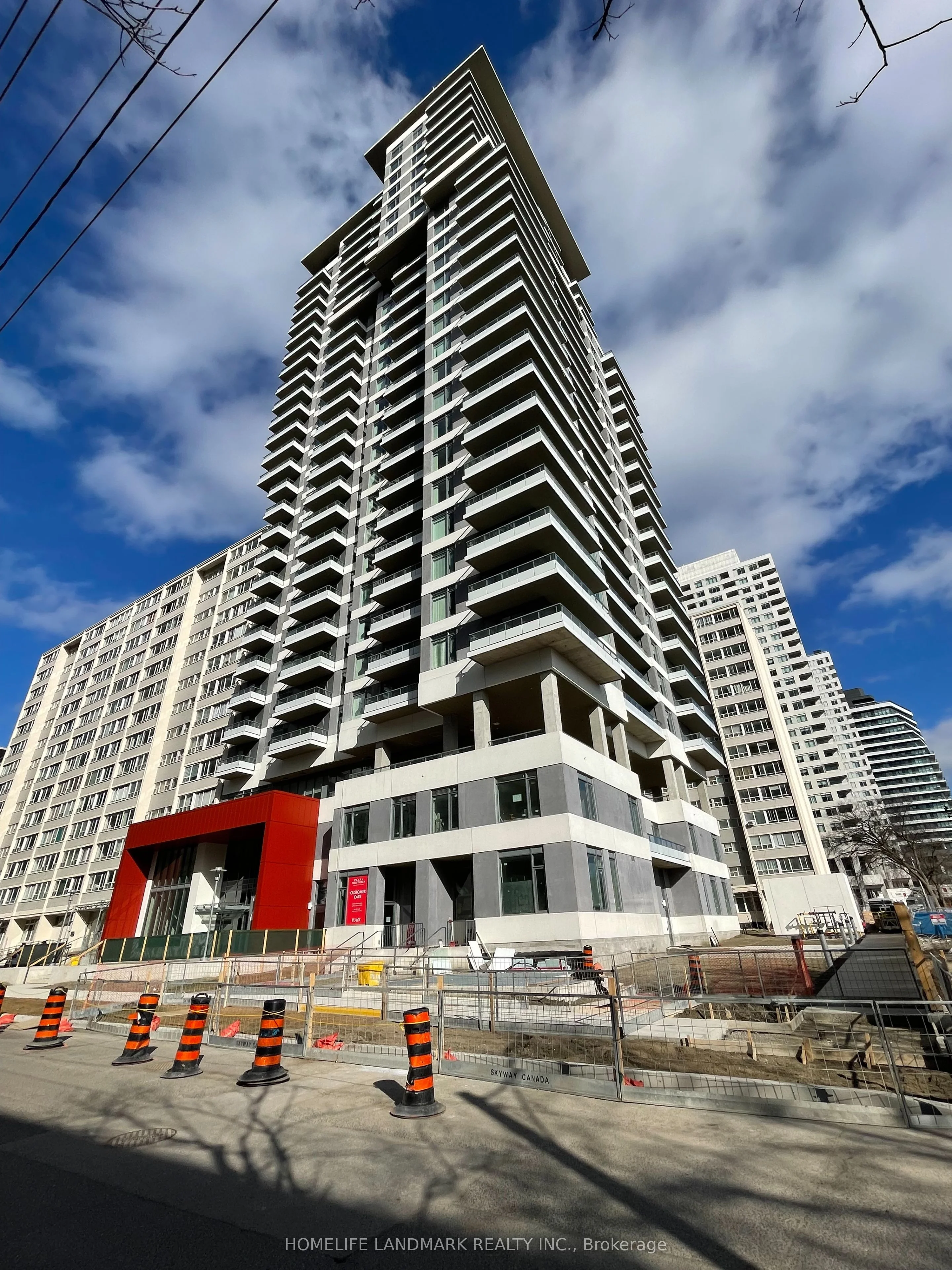 25 Holly Street 1710, Toronto C10, On M4s 0e3