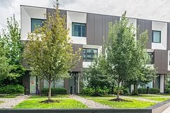 51 Paul Lane Gardens Th2, Toronto C01, On M5t 2h6