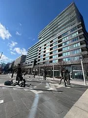 120 Bayview Avenue E N807, Toronto C08, On M5a 3r7