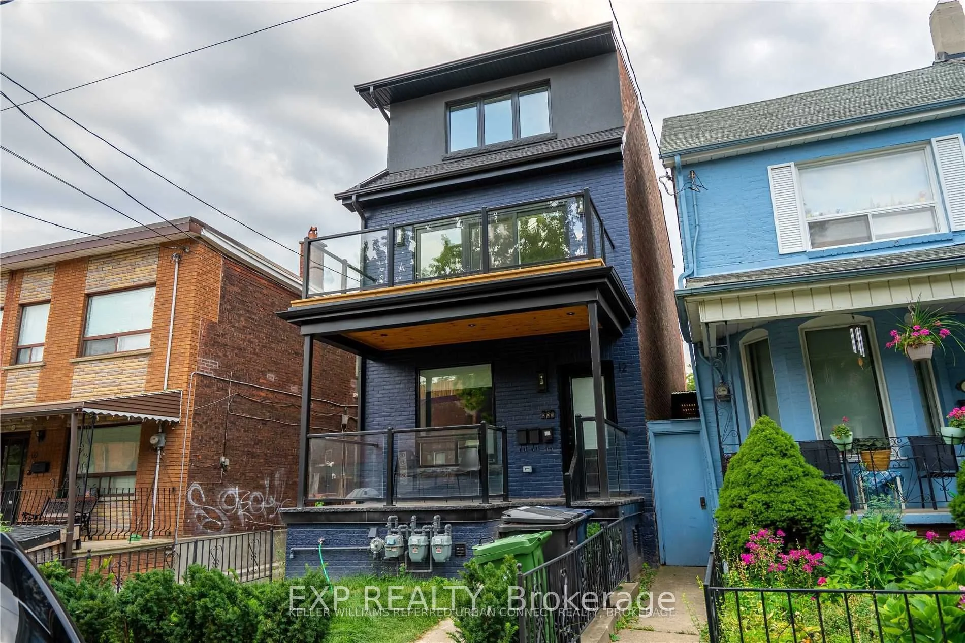 12 Montrose Avenue Bsmnt, Toronto C01, ON M6J 2T7