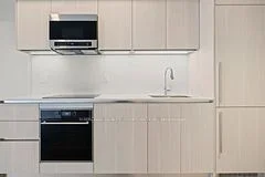 8 Cumberland Street 1009, Toronto C02, On M4w 0b6