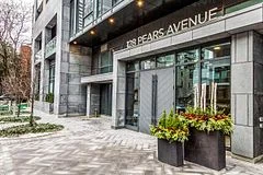 128 Pears Avenue Avenue 901, Toronto C02, On M5r 1t2