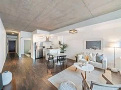75 Portland Street 214, Toronto C01, On M5v 2m9