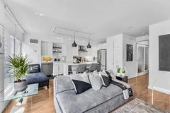 75 Dalhousie Street 804, Toronto C08, On M5b 2r9