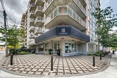 18 Stafford Street 715, Toronto C01, ON M5V 3W4