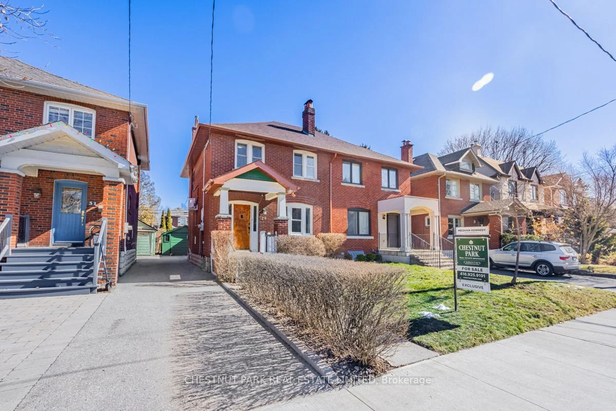 29 Belcourt Road, Toronto C10, On M4s 2t8