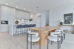 346 Davenport Road Ph02, Toronto C02, On M5r 1k6