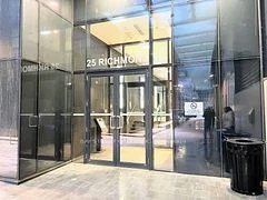 25 Richmond Street E 3108, Toronto C08, On M5c 0a6