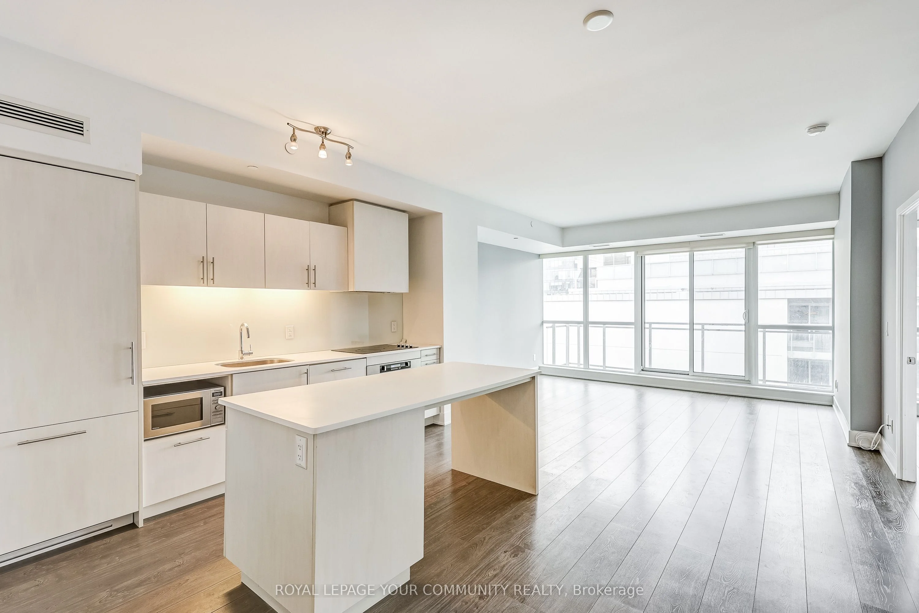 508 Wellington Street W 1001, Toronto C01, ON M5V 0K8