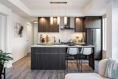 425 Wellington Street W 310, Toronto C01, On M5v 0v3