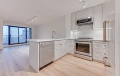 909 Bay Street 2408, Toronto C01, On M5s 3g2