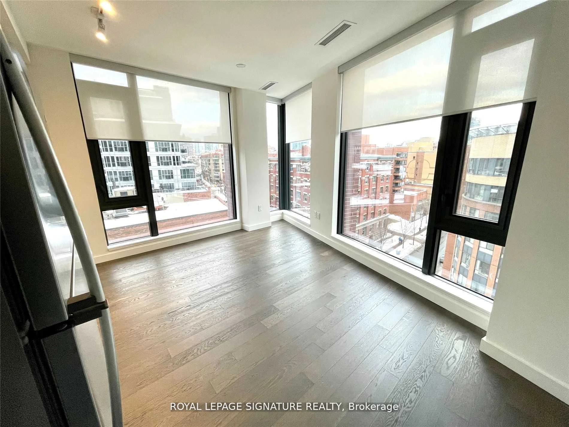 2A Church Street 712, Toronto C08, ON M5E 0E1