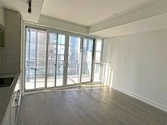 7 Grenville Street 2702, Toronto C01, On M4y 0e9