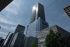 488 University Avenue 4215, Toronto C01, On M5g 0g1