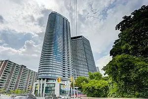 585 Bloor Street E 3318, Toronto C08, On M4x 1j8