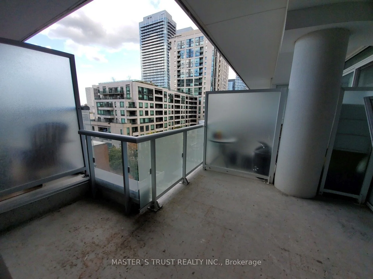 101 Erskine Avenue 525, Toronto C10, On M4p 0c5