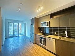 70 Princess Street 612 E, Toronto C08, On M5a 0x6