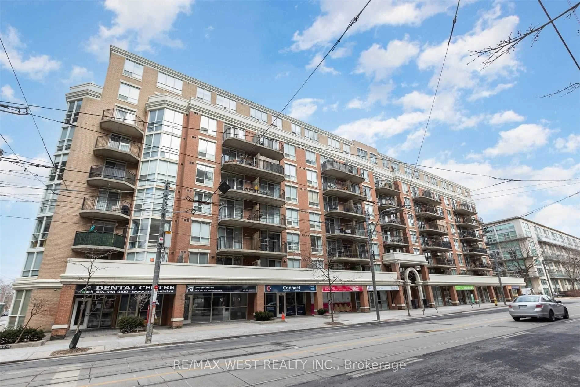1000 King Street W 420, Toronto C01, On M6k 3n1