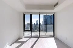 77 Shuter Street 2401, Toronto C08, On M5b 0b8