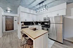 22 Wellesley Street E 607, Toronto C01, ON M4Y 1G3