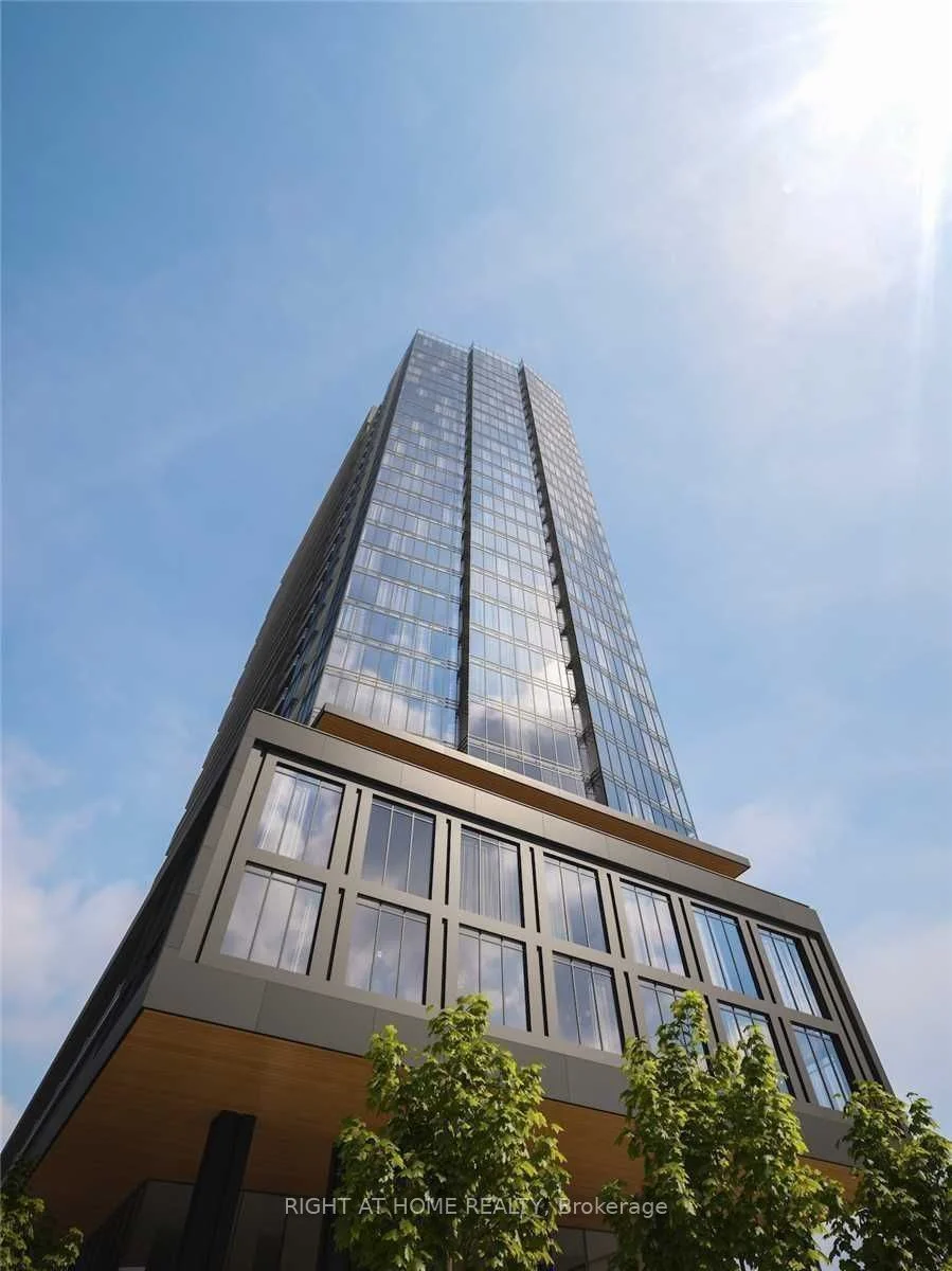 19 Western Battery Road 2616, Toronto C01, On M6k 0e3