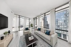 832 Bay Street 605, Toronto C01, On M5s 1z6