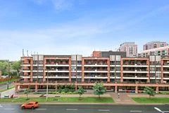 500 Wilson Avenue 504, Toronto C06, On M3h 5y9