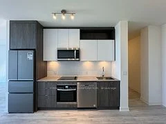 60 Princess Street 1913 SE, Toronto C08, ON M5A 2C7