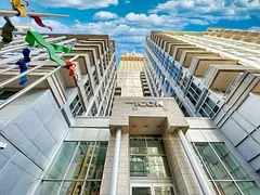 270 Wellington Street W 903, Toronto C01, ON M5V 3P5