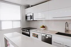 40 Homewood Avenue 1611, Toronto C08, On M4y 2k2