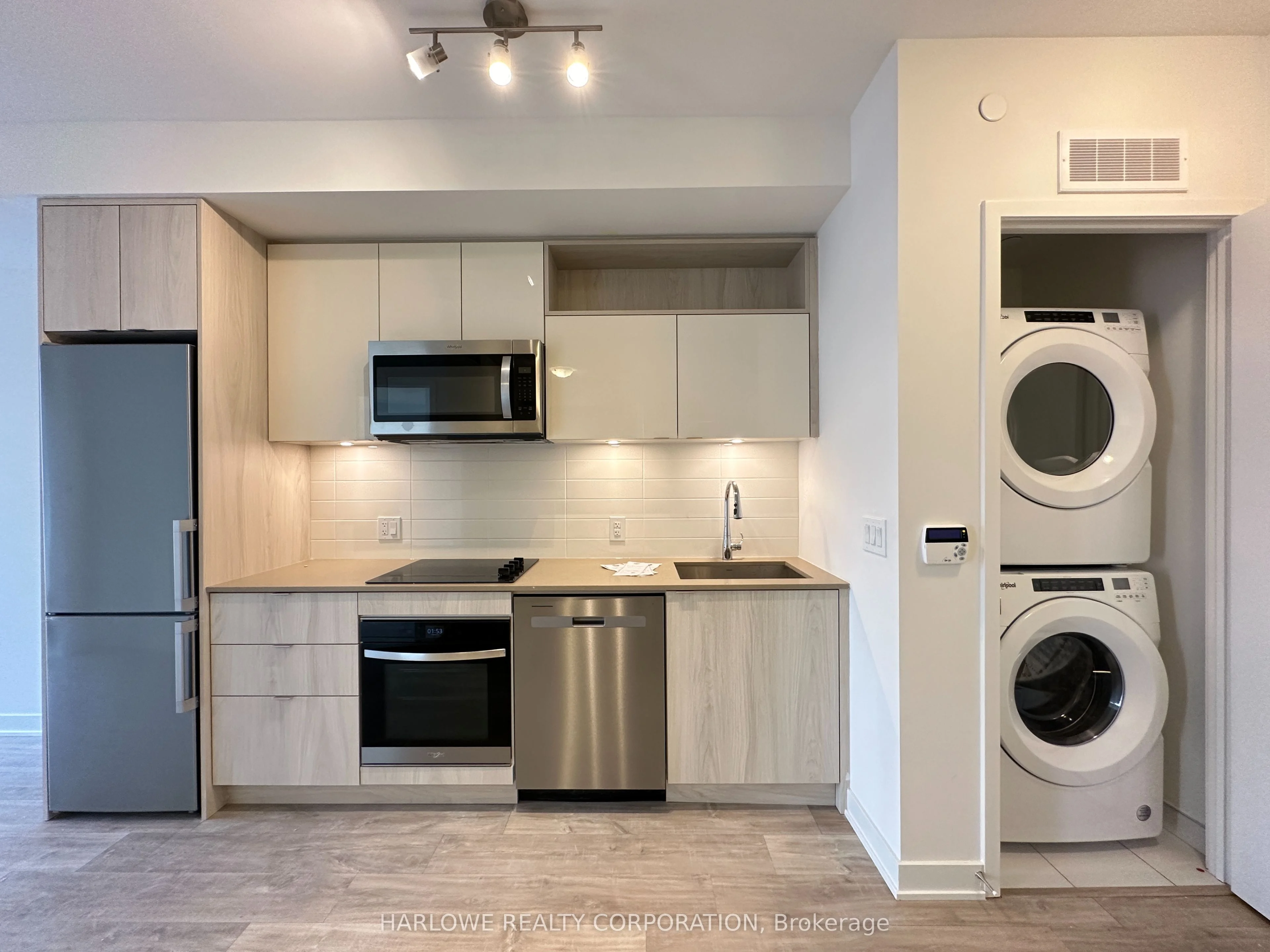 135 Lower Sherbourne Street 577 W, Toronto C08, On M5a 1y4