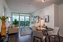 18 Erskine Avenue 1710, Toronto C10, On M4p 0c9