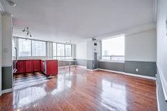 633 Bay Street 2323, Toronto C01, ON M5G 2G4