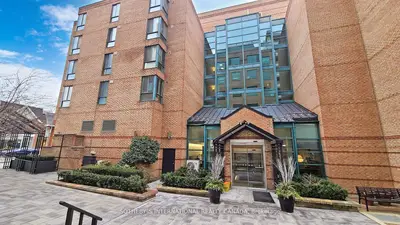 225 Davenport Road 506, Toronto C02, On M5r 3r2