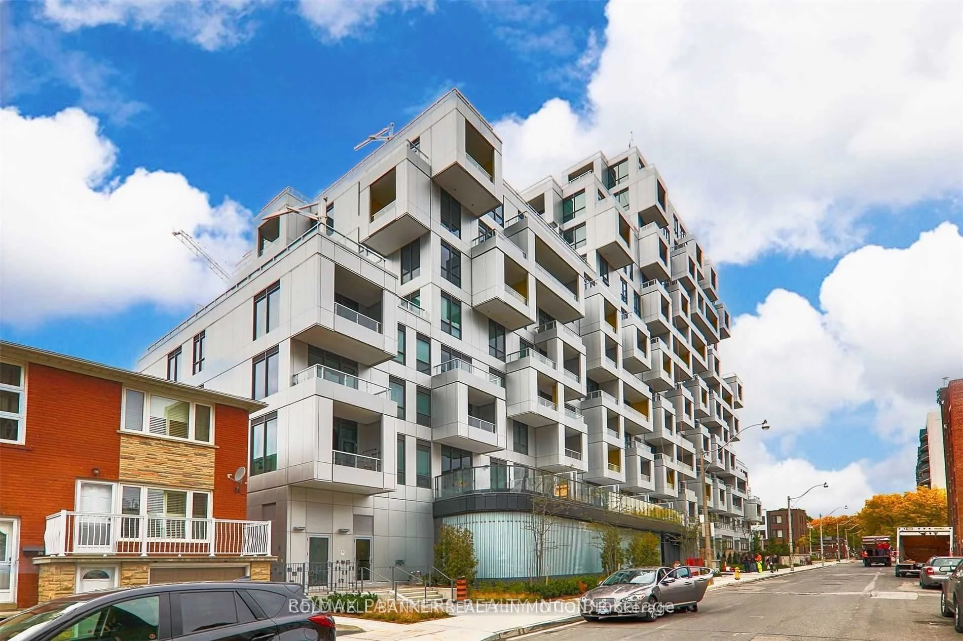 38 Cameron Street 218, Toronto C01, On M5t 0c3