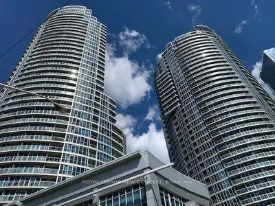 8 York Street 2105, Toronto C01, On M5j 2y2