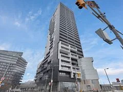 170 Bayview Avenue 916, Toronto C08, On M5a 0m4